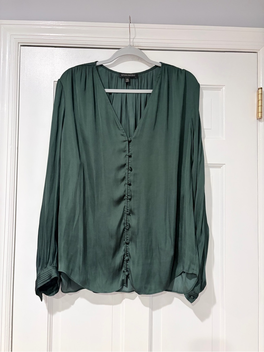Banana Republic XXL Dark Green Satin Blouse Button Front Long Sleeve